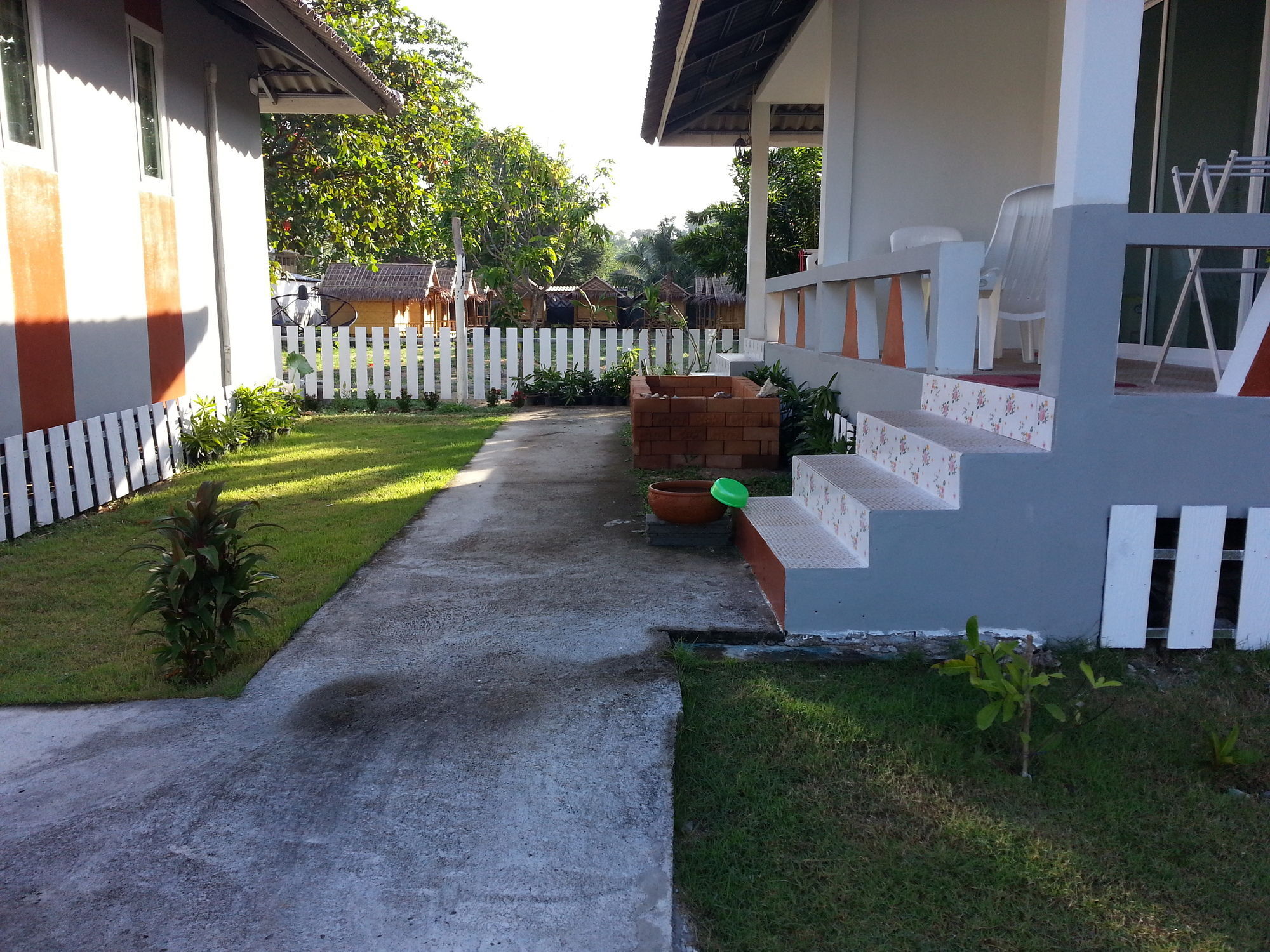 Lanta A&J Klong Khong Beach Koh Lanta Exterior photo
